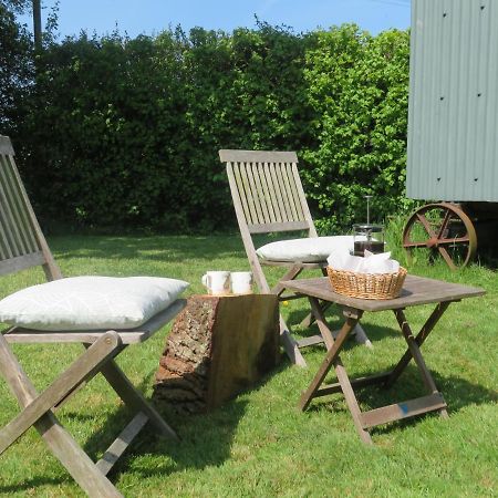 Wilderness B&B 3 Self Contained Rooms Nr Sissinghurst Headcorn Exterior foto