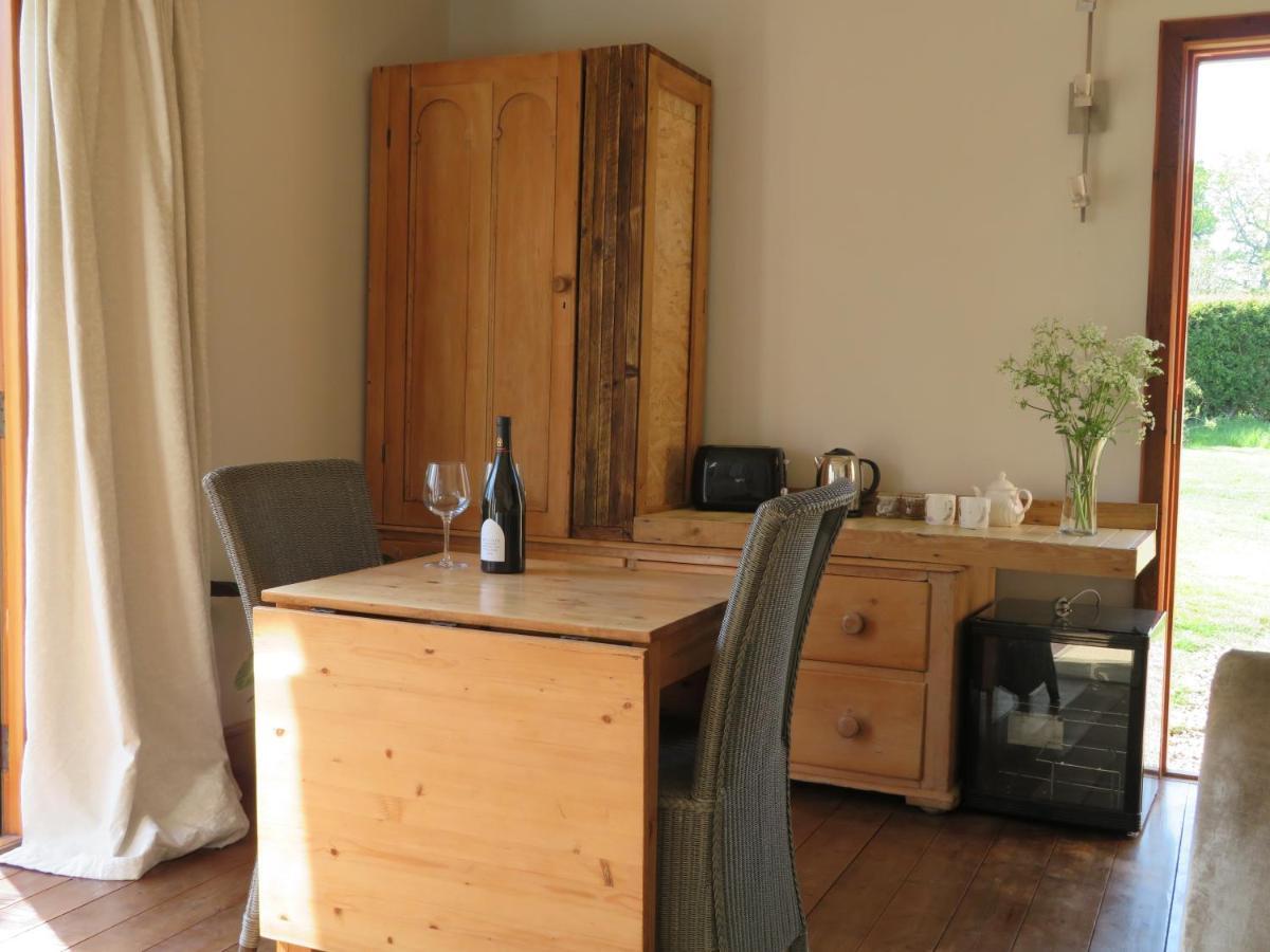 Wilderness B&B 3 Self Contained Rooms Nr Sissinghurst Headcorn Exterior foto