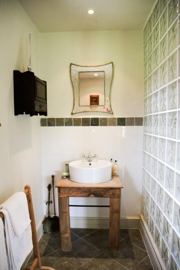 Wilderness B&B 3 Self Contained Rooms Nr Sissinghurst Headcorn Exterior foto