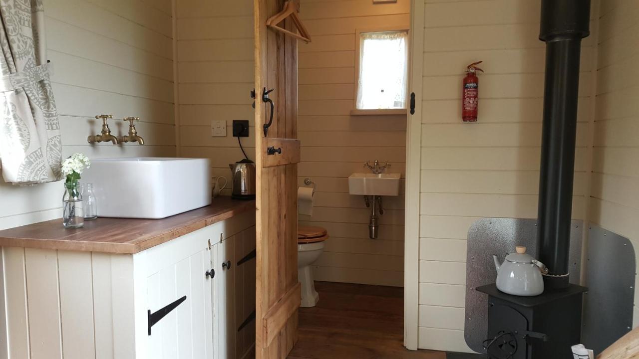 Wilderness B&B 3 Self Contained Rooms Nr Sissinghurst Headcorn Exterior foto